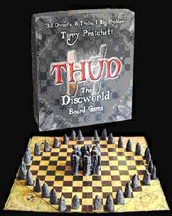 Thud - Brettspiel / Strategiespiel von Trevor Truran, Bernard Pearson